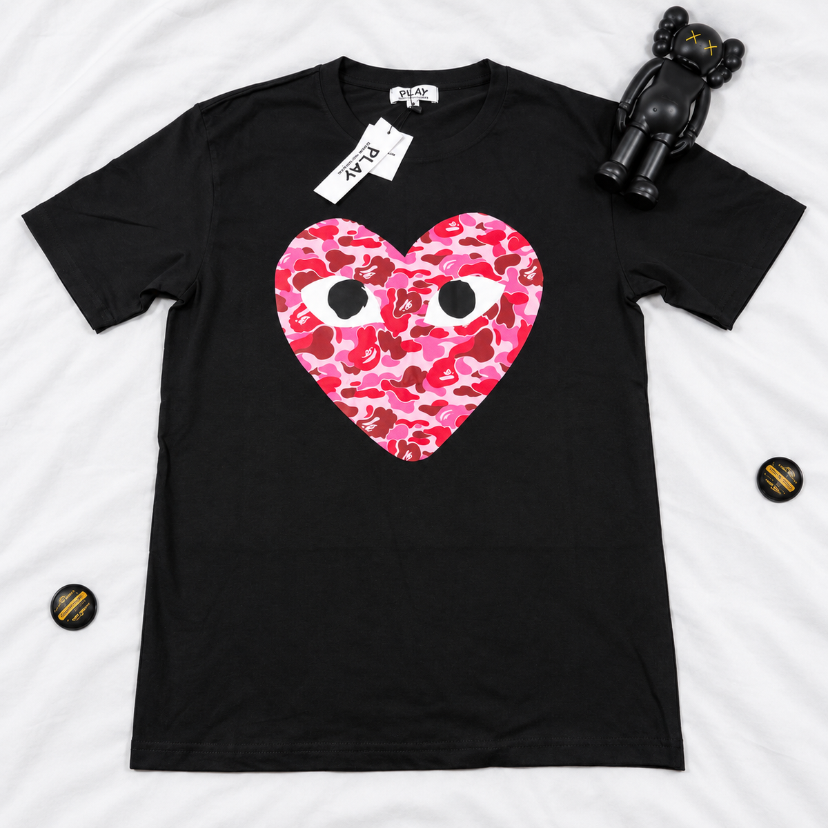 CDG PLAY PINK CAMO BIG HEART TEE