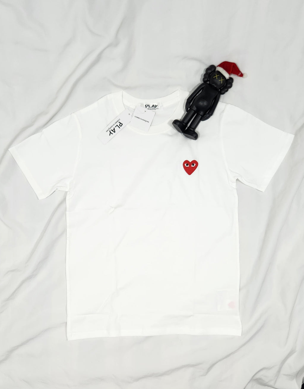 CDG PLAY WHITE RED HEART TEE