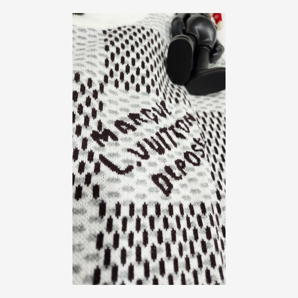 LV KNIT MONOGRAM LOGO