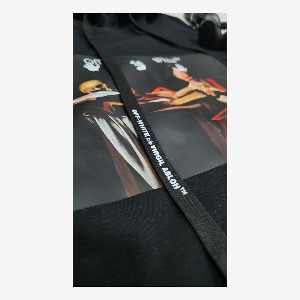 OW CARAVAGGIO BLACK HOODIE