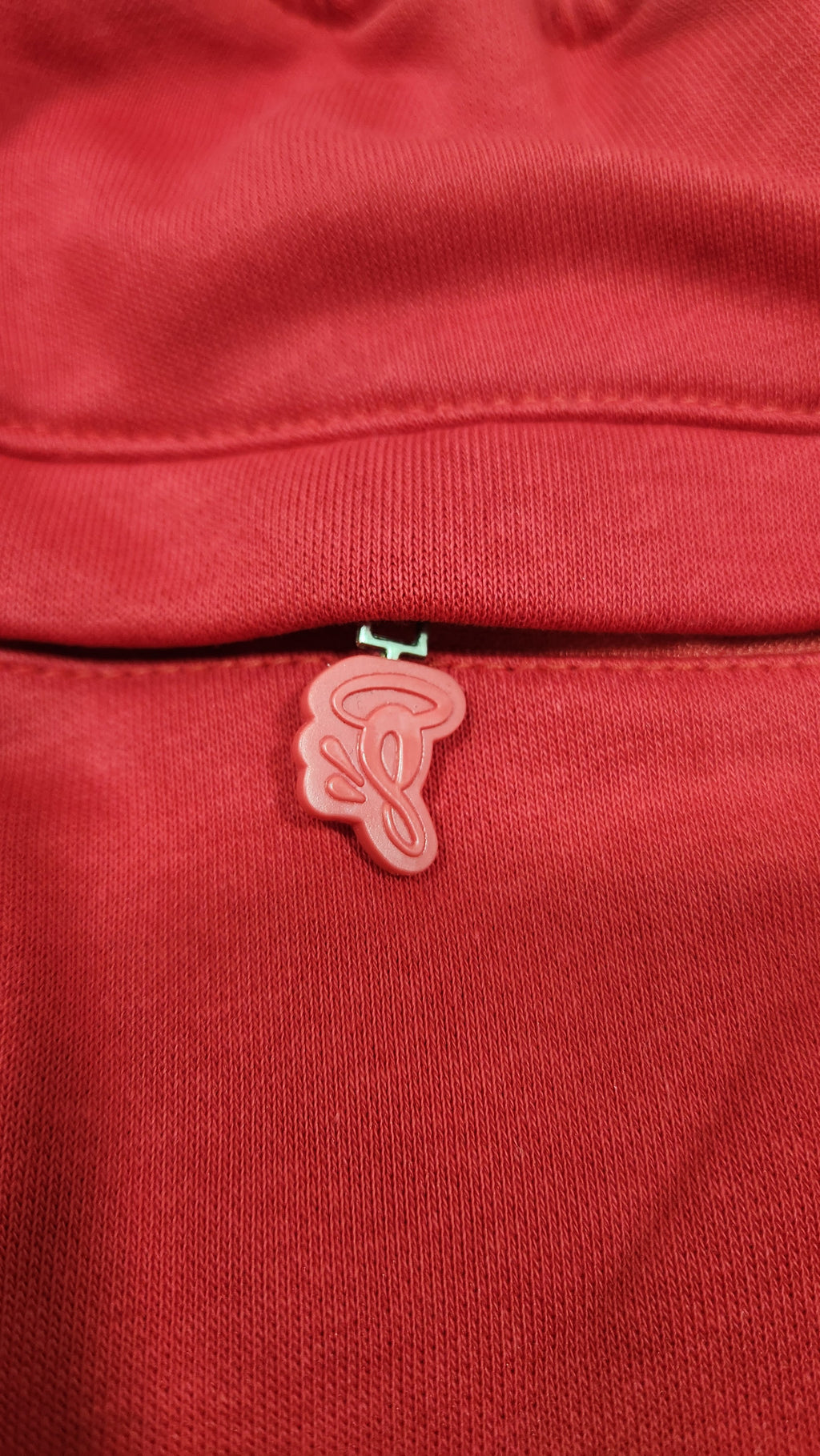 SYNAWORLD RED LOGO SHORTS